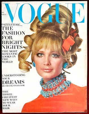 Vogue 1967 8月 twiggy ツイッギー　ヴィンテージ雑誌 Vogue 1967 8月 twiggy ツイッギー ヴィンテージ雑誌