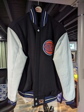 NY Knicks JH Design Two-Tone Leather/Wool Jacket, Excellent Condition