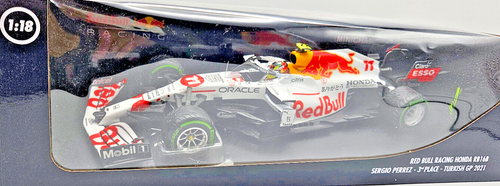 SERGIO PERREZ RED BULL RACING RB16B 1/18 Minichamps 110211611 Turkish GP 2021 - Photo 15 sur 16