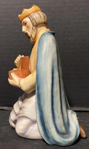 Goebel Hummel Kneeling King Chest Porcelain Nativity Figurine 214-N West Germany - Picture 2 of 8