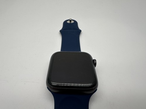 Apple Watch SE 44mm Space Gray Aluminum Case with Midnight Sport Band GPS A2352 - 第 12/19 張圖片