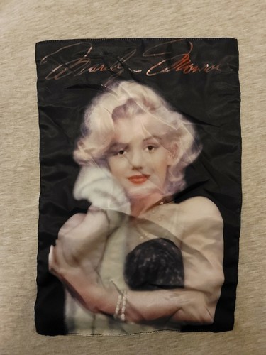 NEU MARILYN MONROE MARKE T-SHIRT GRAU MIT MARILYN DRUCK AUF DER VORDERSEITE GRÖSSE MEDIUM - Bild 2 von 8