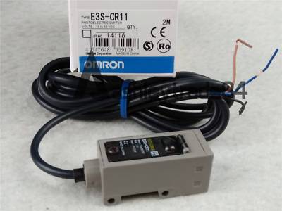 One E3S-CR11 10-30VDC Omron Photoelectric Switch New