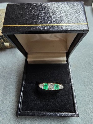 18K Yellow gold antique Emeralds and diamond Estate ring