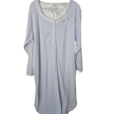 ARIA Blue Gingham Nightgown LARGE Embroidered Floral Pattern Buttons Midi