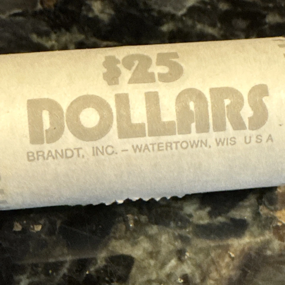 2000 P Sacagawea $1 Golden Dollar - U.S. Mint Tight Wrapped Roll - 25 Coins - Image 3 of 4