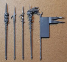 Warhammer 40K Drukhari Dark Eldar - Raider - Trophy Poles Banner Spears (h) Bits