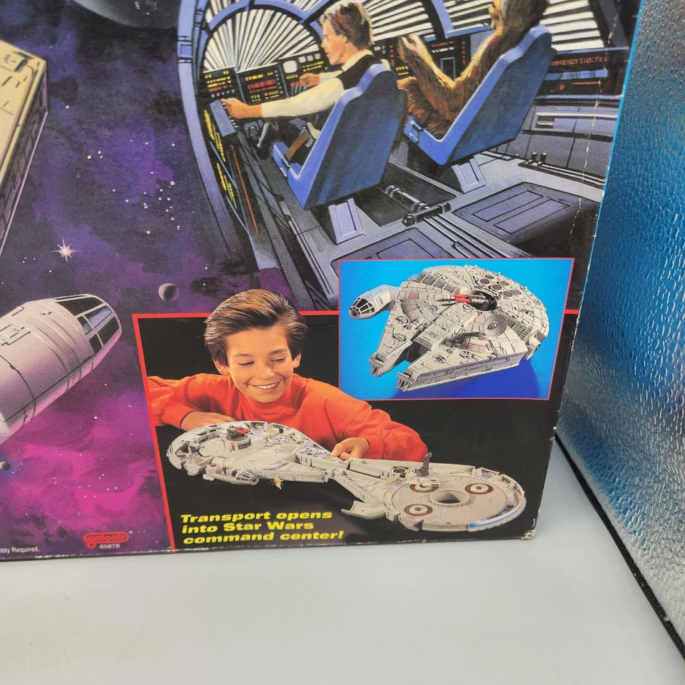 Vintage Micro Machines Star Wars Millennium Falcon Playset Figures Galoob 1990s - Image 3 of 4