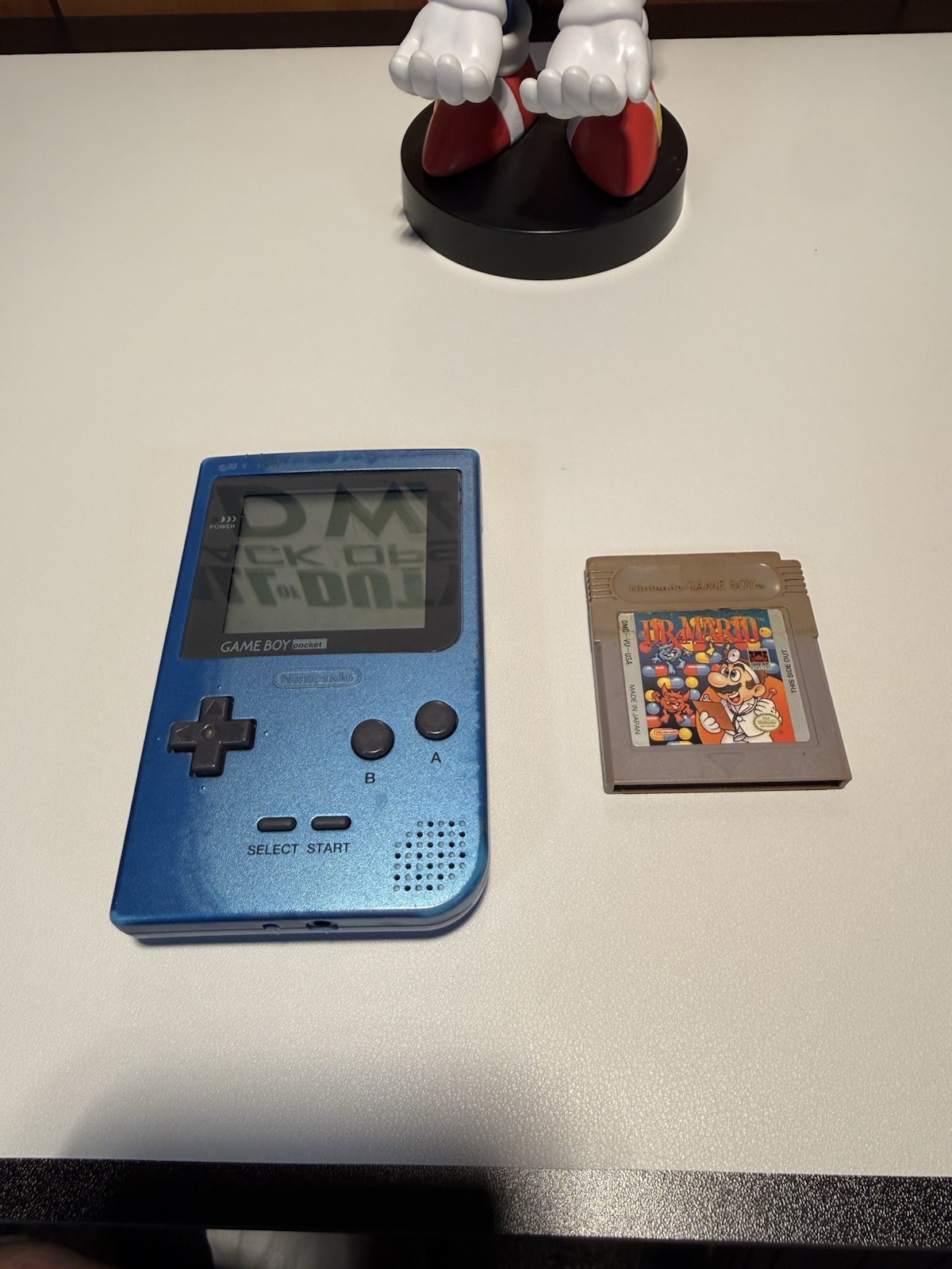 Nintendo Game Boy Pocket GBP Console MGB-001 Ice Blue Dr. Mario Included