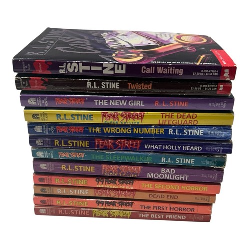 Vintage Konvolut 12 R.L. Stine Fear Street Grusel Horror Bücher Kind Teen