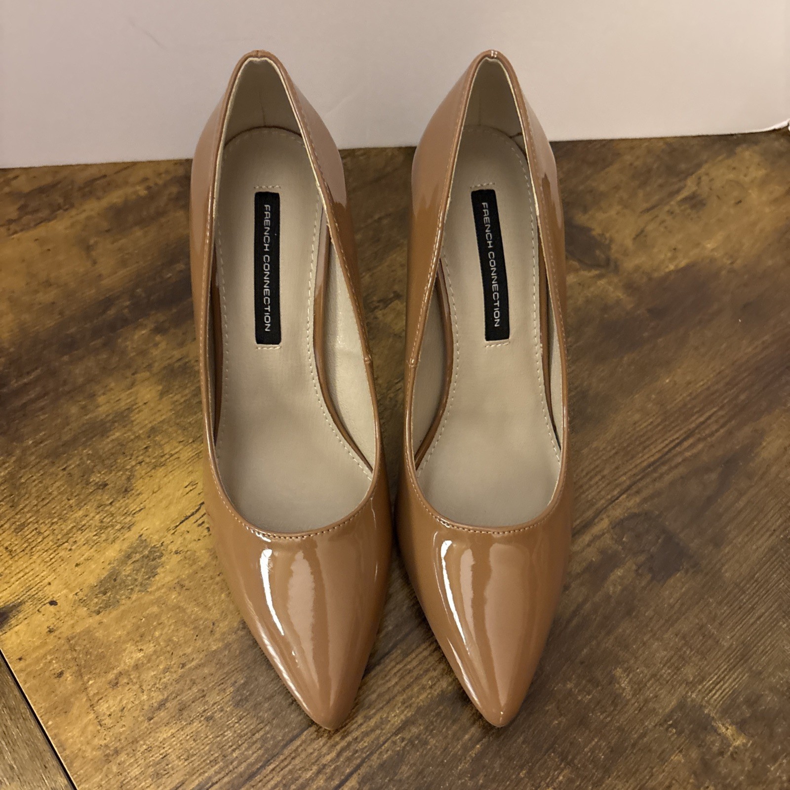 NEW French Connection Nude Patent Faux Leather Pointed Toe Pumps Size 7/EU 37.5