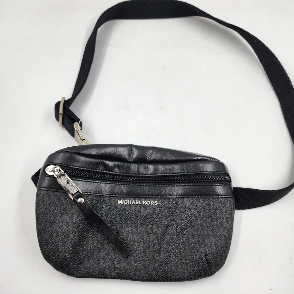 Riñonera MICHAEL Michael Kors Logo para mujer talla única negra cierre frontal con cremallera Foto 2 de 4