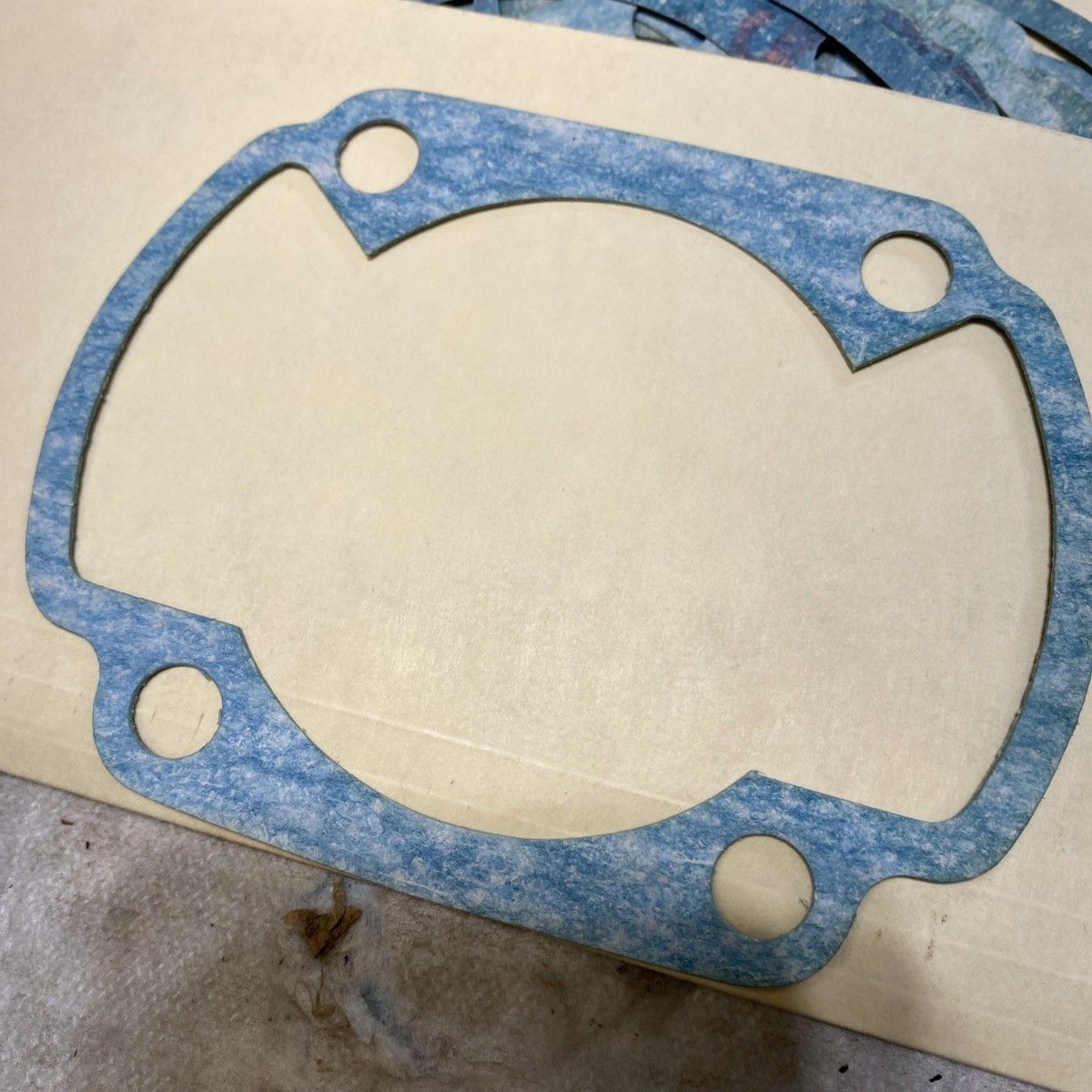 NOS Yamaha OEM Genuine Cylinder Base Gasket DT1 DT2 RT1 YZ. 214