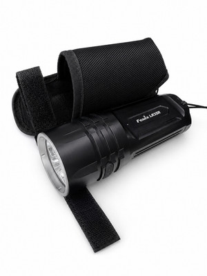 Fenix LR35R LED Taschenlampe 10.000 Lumen & 500 Meter Reichweite