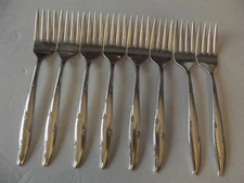 (8) Salad Dessert Forks 6-3/4", Community Oneida Silver Plated "Silver Flower"
