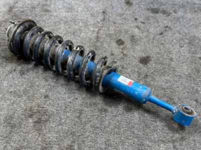 Toyota Hitachi Front Shocks 48510-04221 Set of 2 for sale