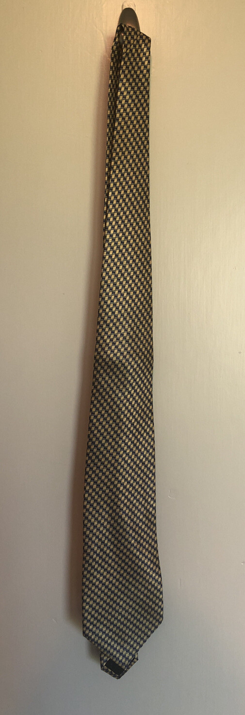 Picture 2 of 4