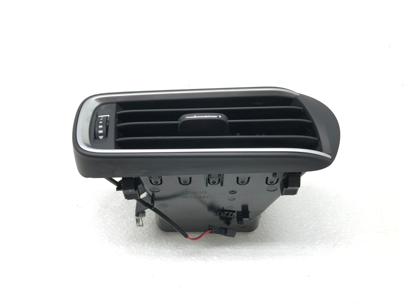 2017-2020 MASERATI LEVANTE LEFT DRIVER FRONT DASH A/C HEAT AIR VENT GRILLE OEM