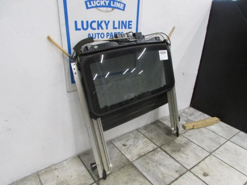 VIDRIO TECHO PARA 04 05 06 07 08 09 10 11 CHEVY AVEO Foto 3 de 4