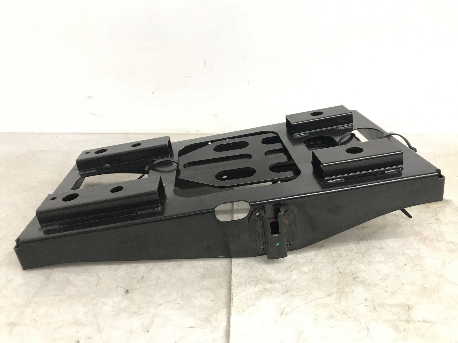 2017-2020 FERRARI GTC4LUSSO BATTERY MOUNTING TRAY HOLDER TERMINAL 334416 OEM