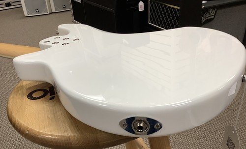 2016 Retrovibe Angel4 4-string Bass Maple Bound Fingerboard MM Style Pickups - Picture 8 of 19