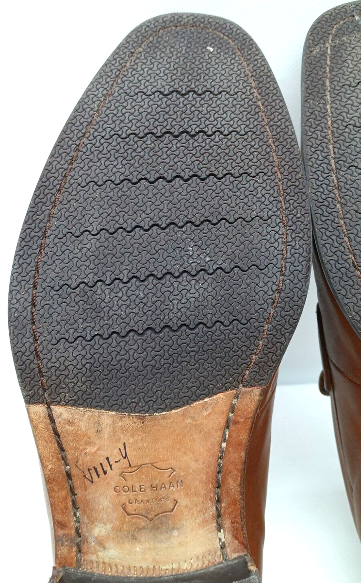 Cole Haan Men display picture 3