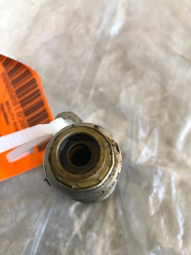 2014 VOLVO S60 Engine Camshaft Variable Valve Timing Solenoid Passenger Side OEM - Picture 3 of 16