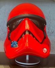 Disney Parks Star Wars Captain Cardinal The Black Series Electronic Helmet NEW