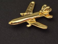 Airline Pin --MC Donnel Douglas -DC-10 - goldfarben