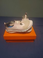 NIKE Star Runner Girl's size 4 Pink/White sneakers with Original Box 