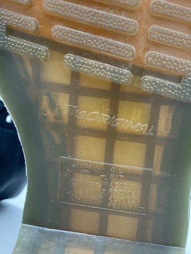 Dr. Martens 1460 Black Smooth Leather Lace-Up Boots Size 9 UK / 10 US Mens - Picture 8 of 8