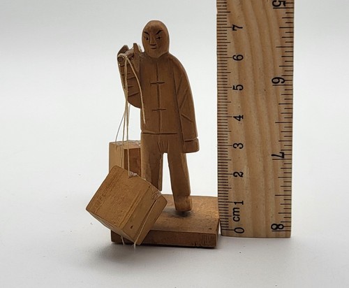 Chinese Figure Vintage Antique Hand Carved Wooden 7.5cm H - Picture 8 of 16