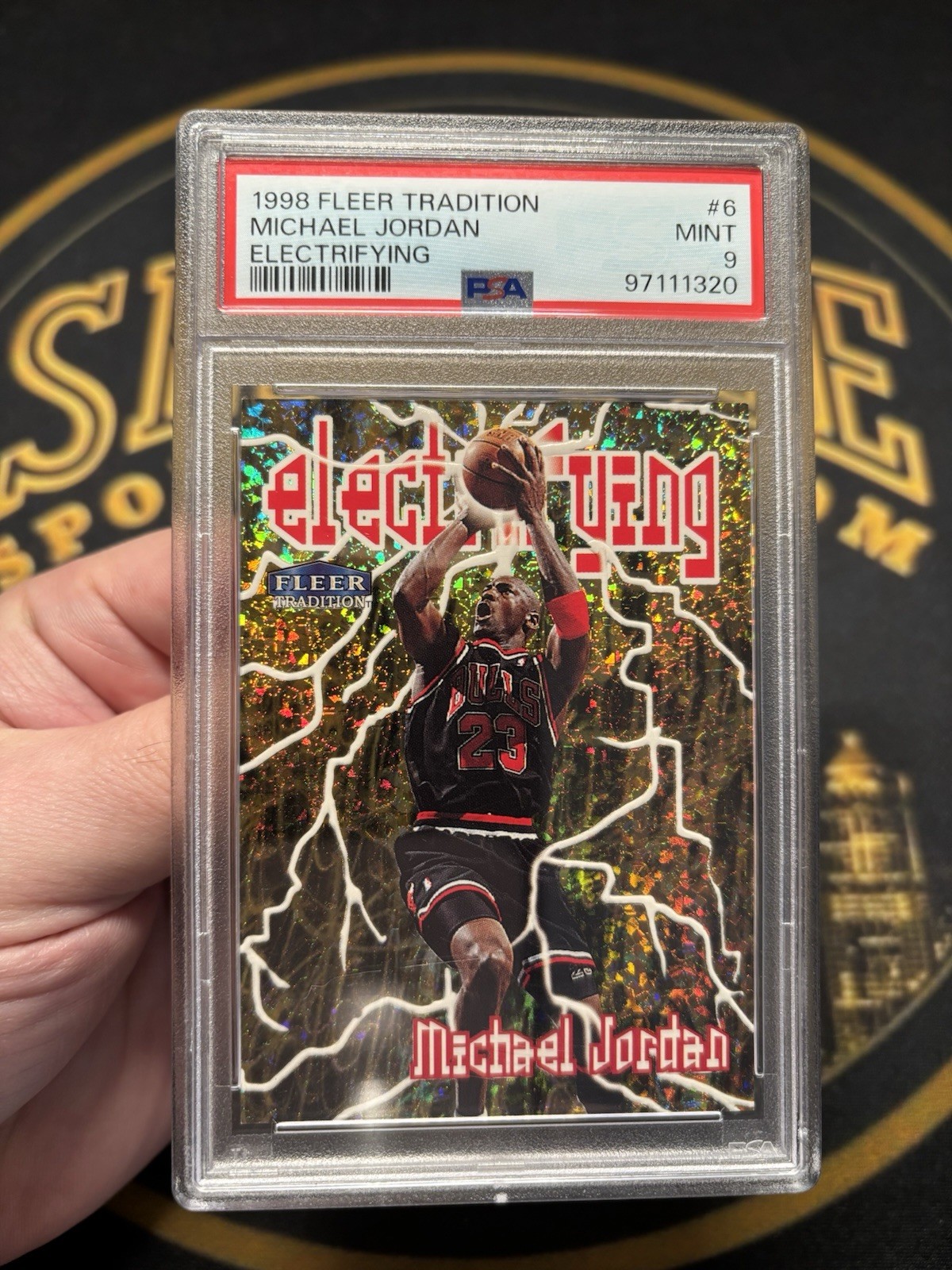 Michael Jordan 1998 Fleer Tradition Electrifying 6 PSA 9
