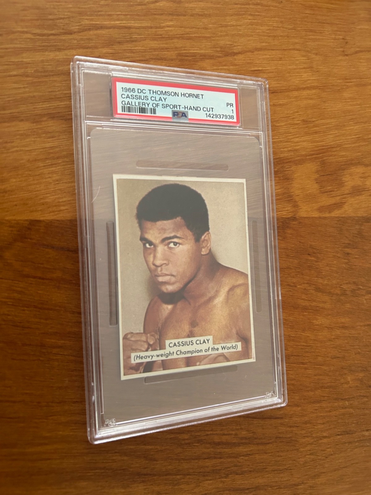 RARE MUHAMMAD ALI CASSIUS CLAY 1966 DC THOMSON HORNET BOXING CARD  PSA 1