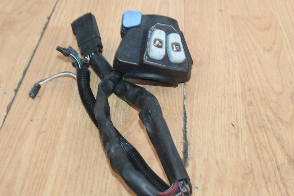 Interruptor de manillar izquierdo Arctic Cat M8 2007 Foto 2 de 4