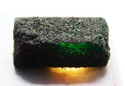 Natural Green Emerald 100 Ct Earth Mined Uncut Rough Loose Gemstone CERTIFIED