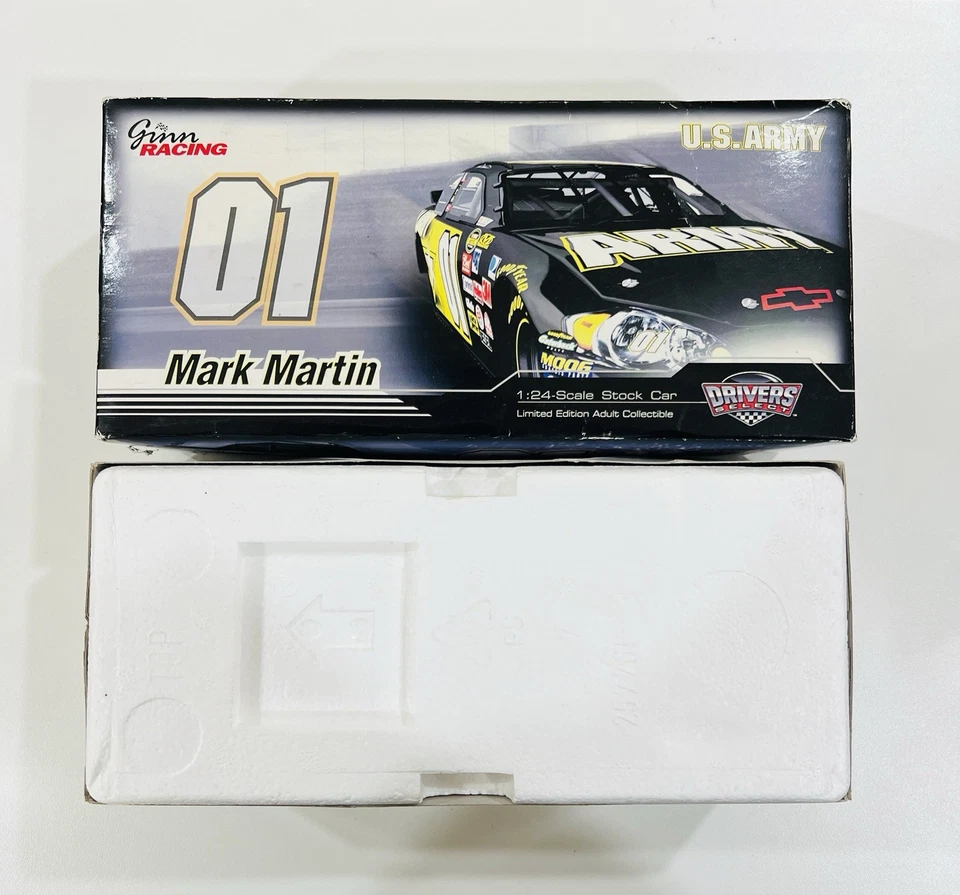 Mark Martin #01 Army 2007 SS Motorsports Authentic C017821ARMM NASCAR 1:24 Scale - Image 3 of 4