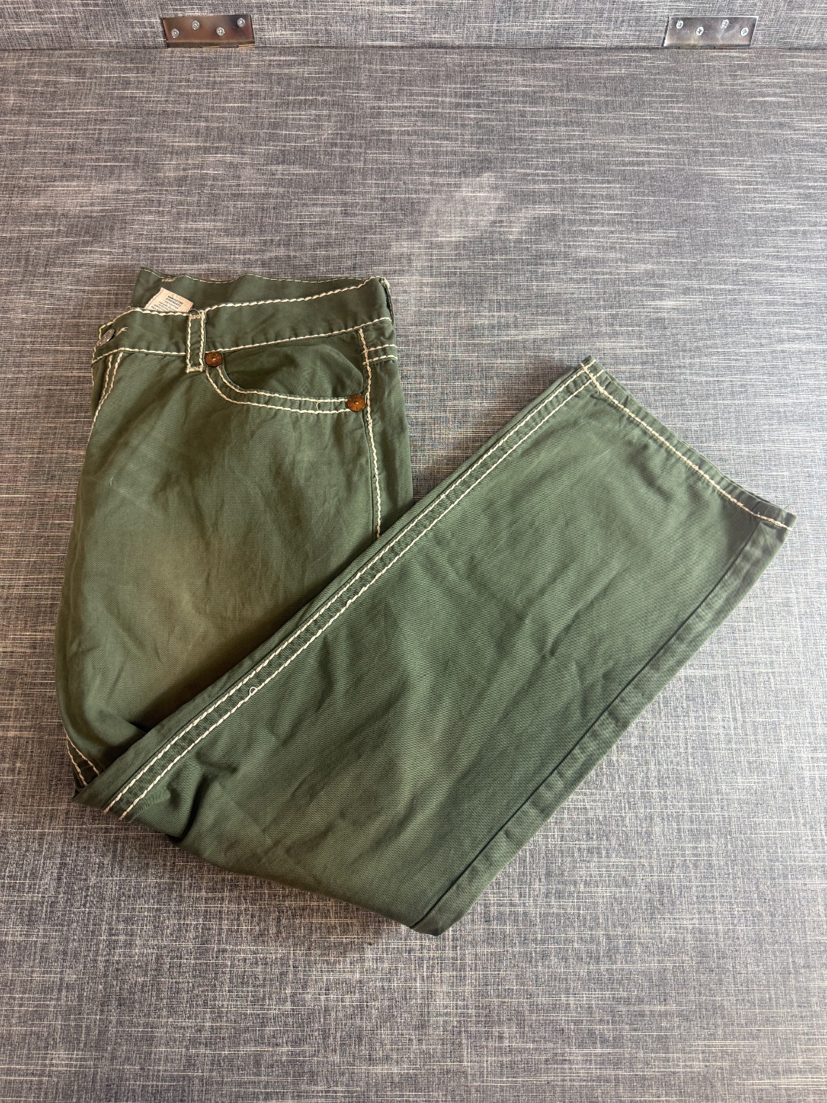 True Religion Men’s Pants Ricky Super T Size 42 Olive Green Cotton USA Made
