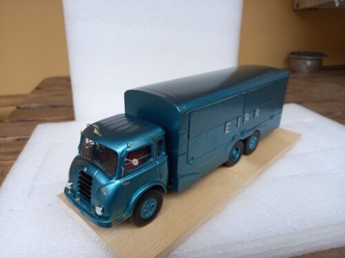 camion truck lkw 1/43 fiat iveco Alfa Romeo 950 code 3 Ixo gila old cars no 682 - Imagen 14 de 17
