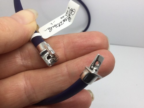 BELLE E TOILLE BLUE RUBBER COLLAR W/ STERLING SILVER & CZ BAR - Picture 5 of 5