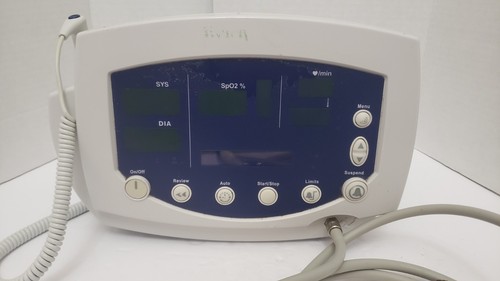 Welch Allyn 53NT0 Vital Signs Monitor mit Thermometer und BP Schlaucheinheit21 - Bild 2 von 6