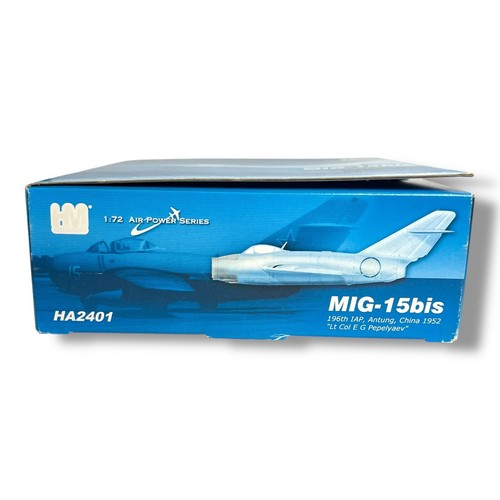 Hobby Master 1:72 MiG-15bis Mikoyan-Gurevich Fagot Diecast Model Plane - Picture 8 of 10