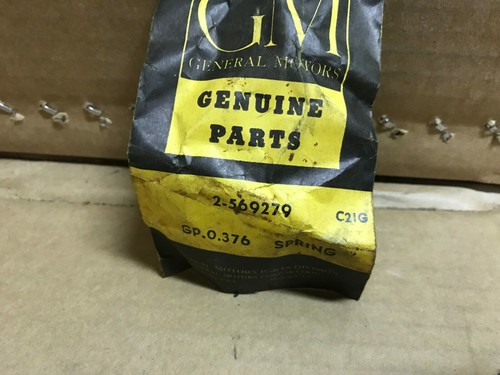 GM 569279 Rocker Arm Outer Spring -- NOS OEM -- Lot of 2 -- 1957-1958 Oldsmobile - Picture 2 of 3