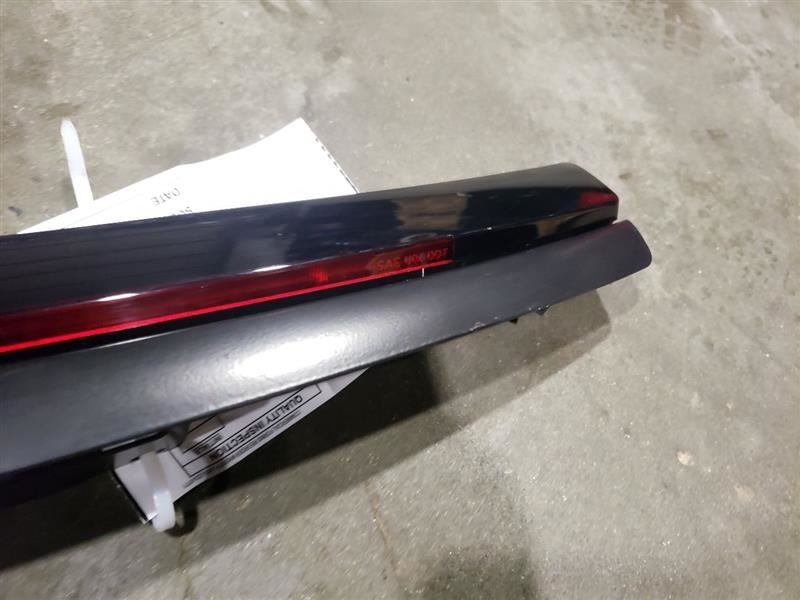 Bentley Continental Flying Spur 06-10 3rd Brake Light Third OEM 07 08