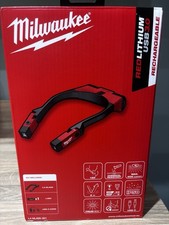 Milwaukee L4NL400-301 USB Neck Light Complete Kit (4933479898)