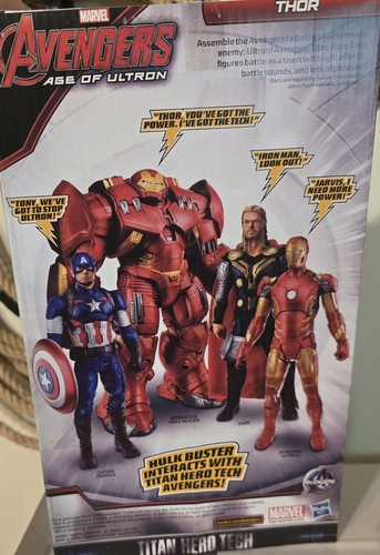 Marvel Avengers Thor 10" sprechende elektronische Actionfigur 2011 mit Hammer & Cape - Bild 3 von 3