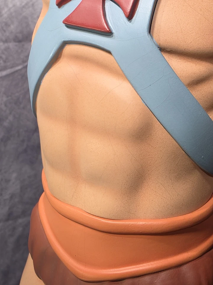 Masters Of The Universe Pop Culture Shock He-Man escala 1/4 estatua sin espada/Orko Foto 2 de 4