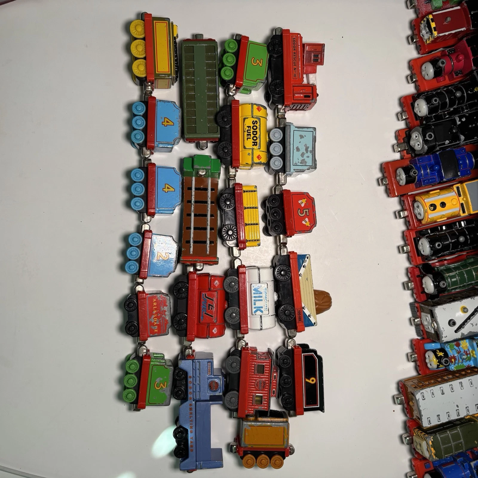  vintage take along metal fundido motor e carro 
