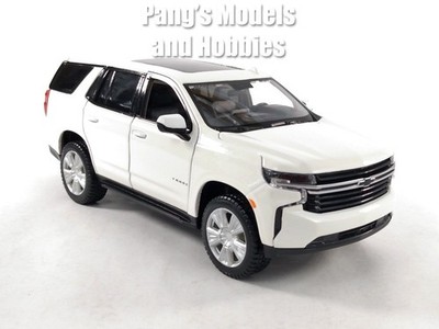 2021 Chevrolet Tahoe  1/26 Scale Diecast Car Model by Maisto - WHITE
