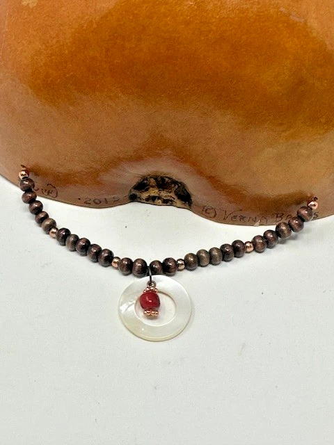 Свистки ночью вручную сшитая тыква Верна Бейтс чероки искусство койот - Изображение 4 из 4